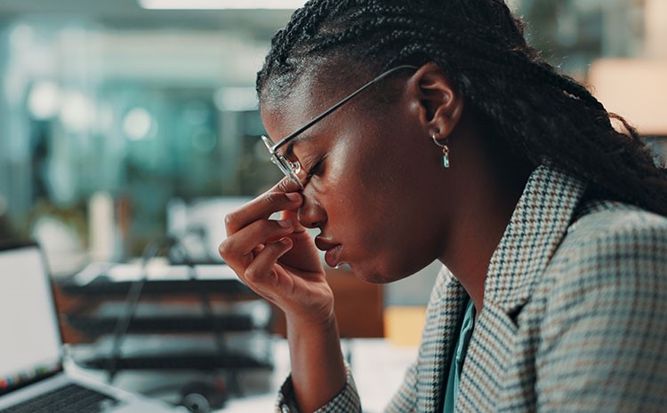 o lado oculto da dor de cabeca quando ela sinaliza algo